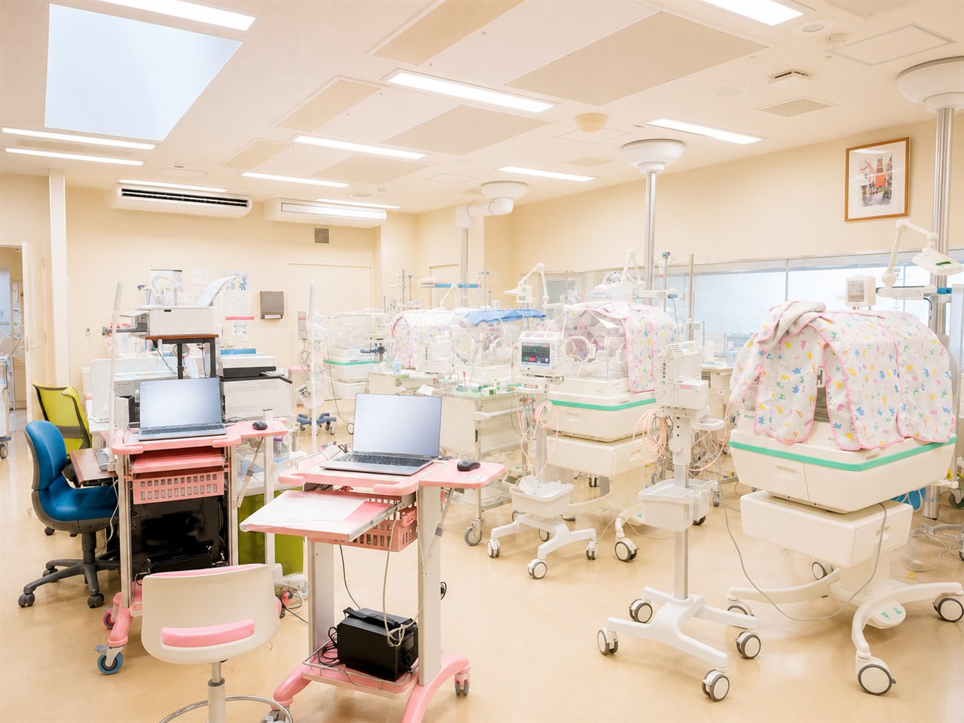 NICU（新生児集中治療室）の様子